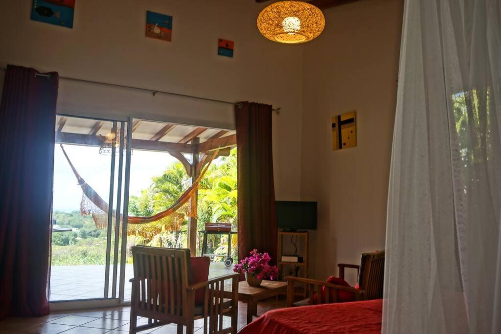 TI COIN RELAX bungalow vue mer piscine privée Saint-Francois  Exterior foto